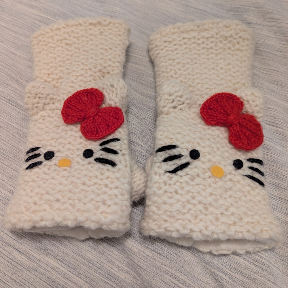 HELLO KITTY Fingerless Wool Gloves